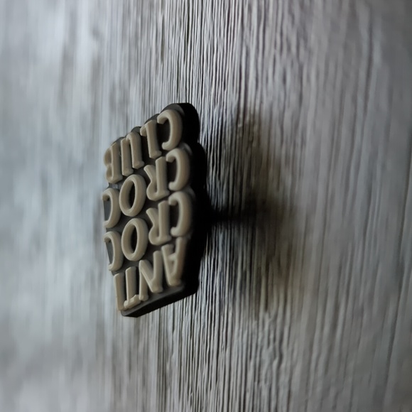 Anti Croc Croc Club Jibbitz Crocs Charm - Picture 4 of 5